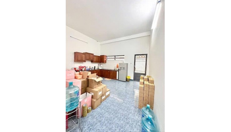 Quận 2 ! CHO THUÊ MB N/C KINH DOANH ĐẸP LẮM, MT 2/23 Đường Số 49, Bình Trưng Đông, Tel : 0903862244 ( chính chủ )